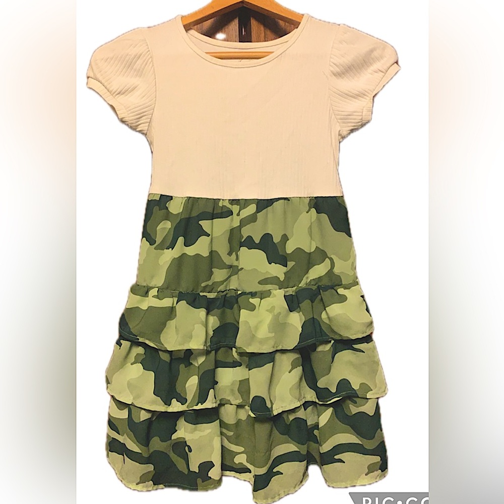 Wonder nation girls size Medium (7-8) green camouflage and cream sundress